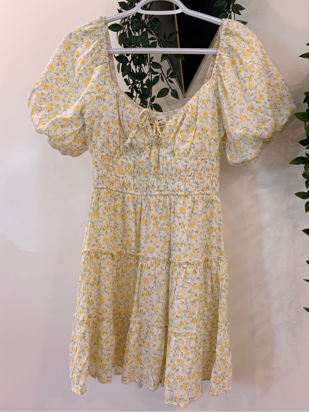Trixxi White & Yellow Floral Puff-Sleeve Sundress